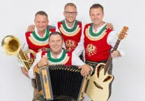 Ab-1700-Uhr-Sommernachtsfest Ab-1700-Uhr-Sommernachtsfest